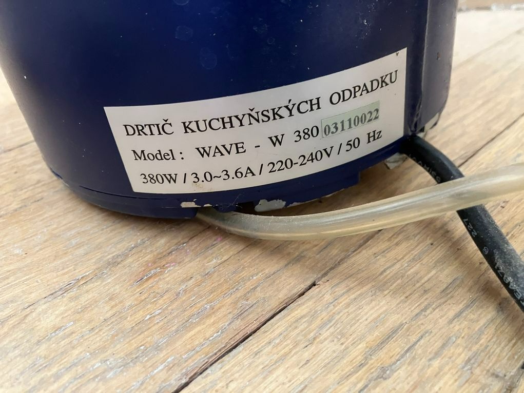Drtič odpadků Wave - 2