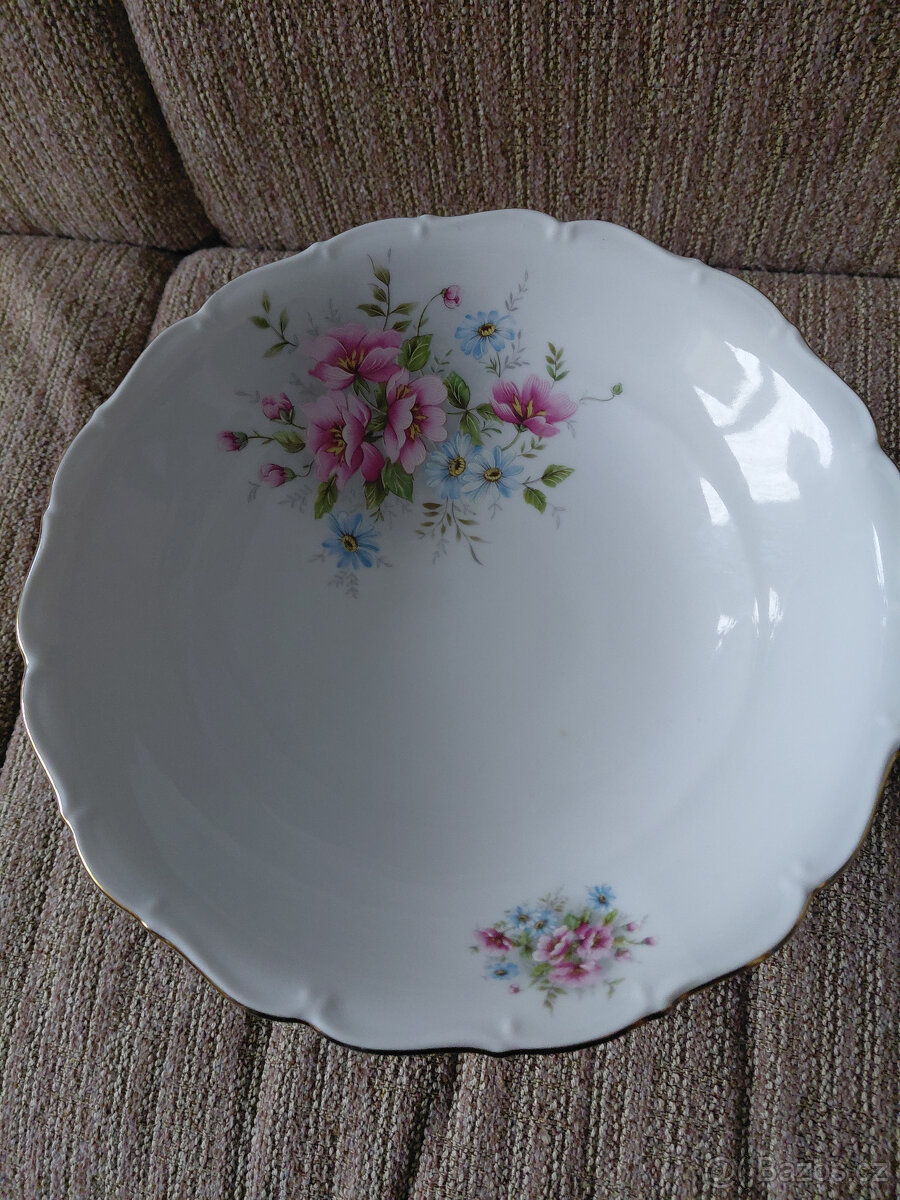 Retro porcelánový nástolec - 2
