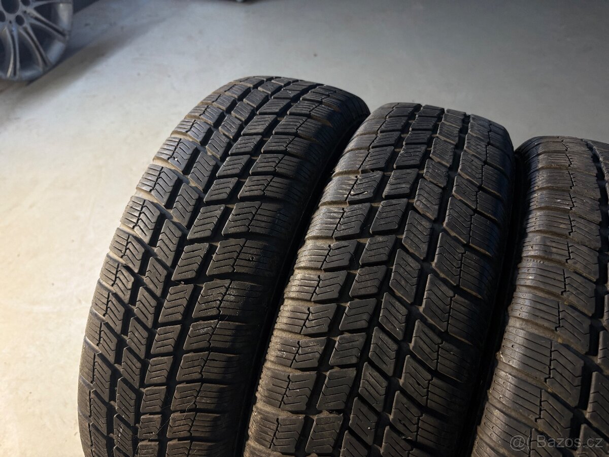 Zimní pneu Barum 175/65R15 - 2