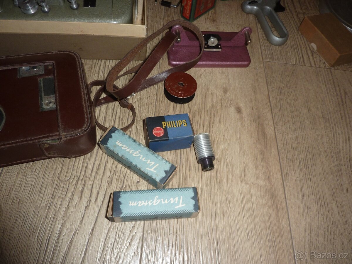 Staré plátno, projektory Meopta, kamera-vše 4.900 - 2