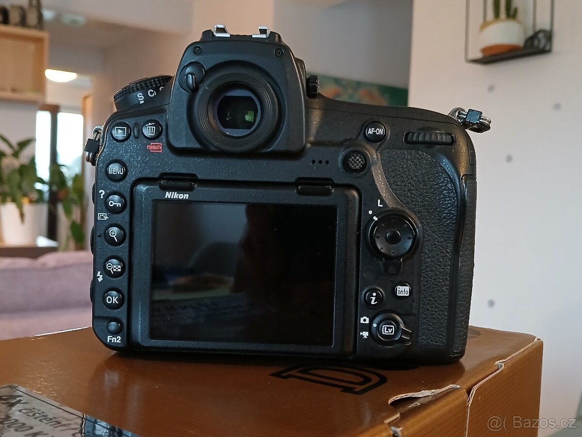 Nikon D850 tělo - 2