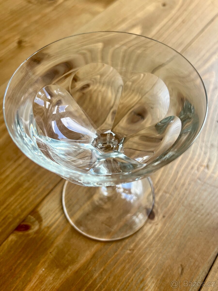 Prodám Moser sklenici na sekt Lady Hamilton, značeno - 2