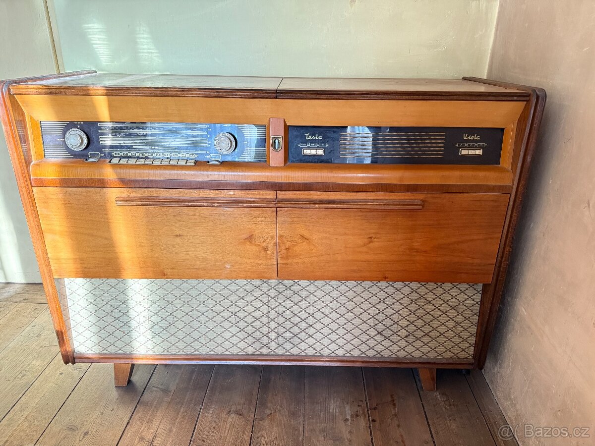 Radio Tesla 1105A Viola - 2