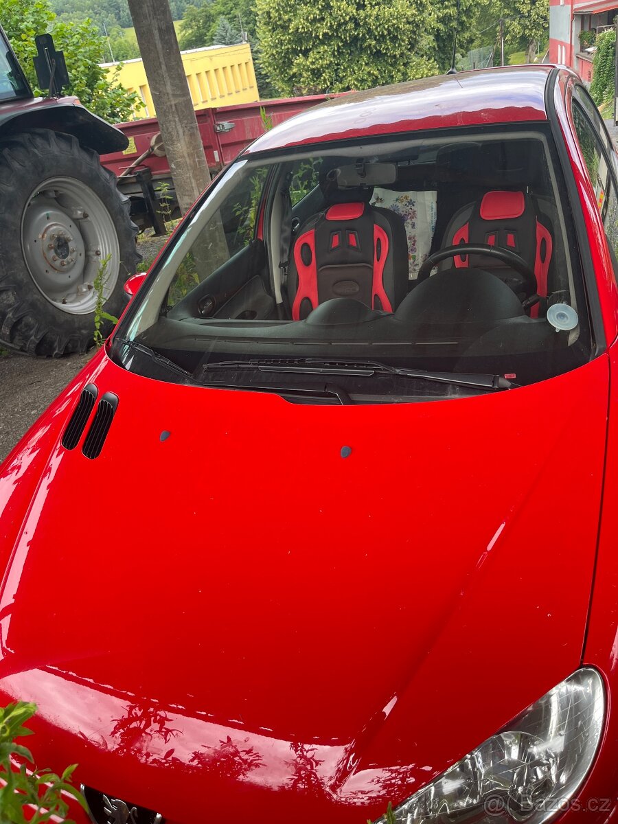 Peugeot 206 - 2