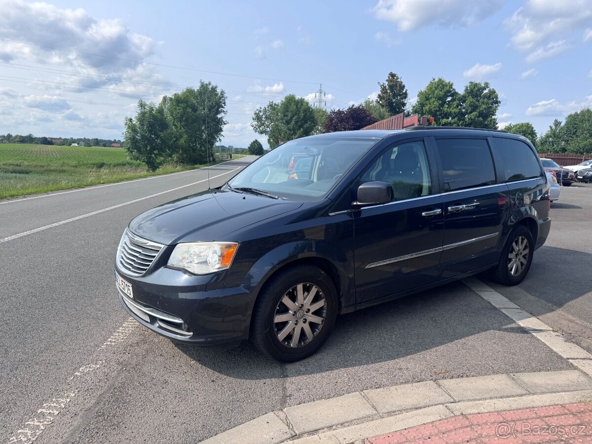 Chrysler Town Country 3,6 RT DVD Stown Kůže 2014 - 2