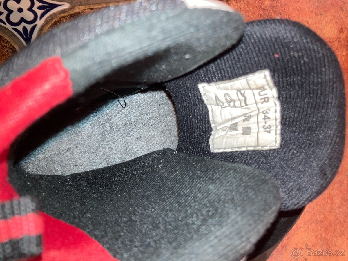 Lední brusle chlapecké vel.34-37 - 2