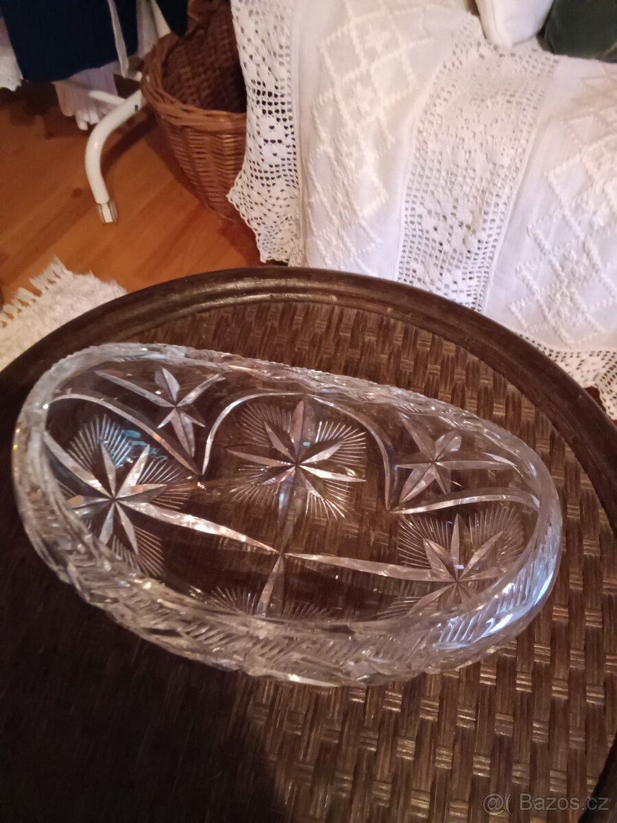 Mísa velká oválná broušená - 2