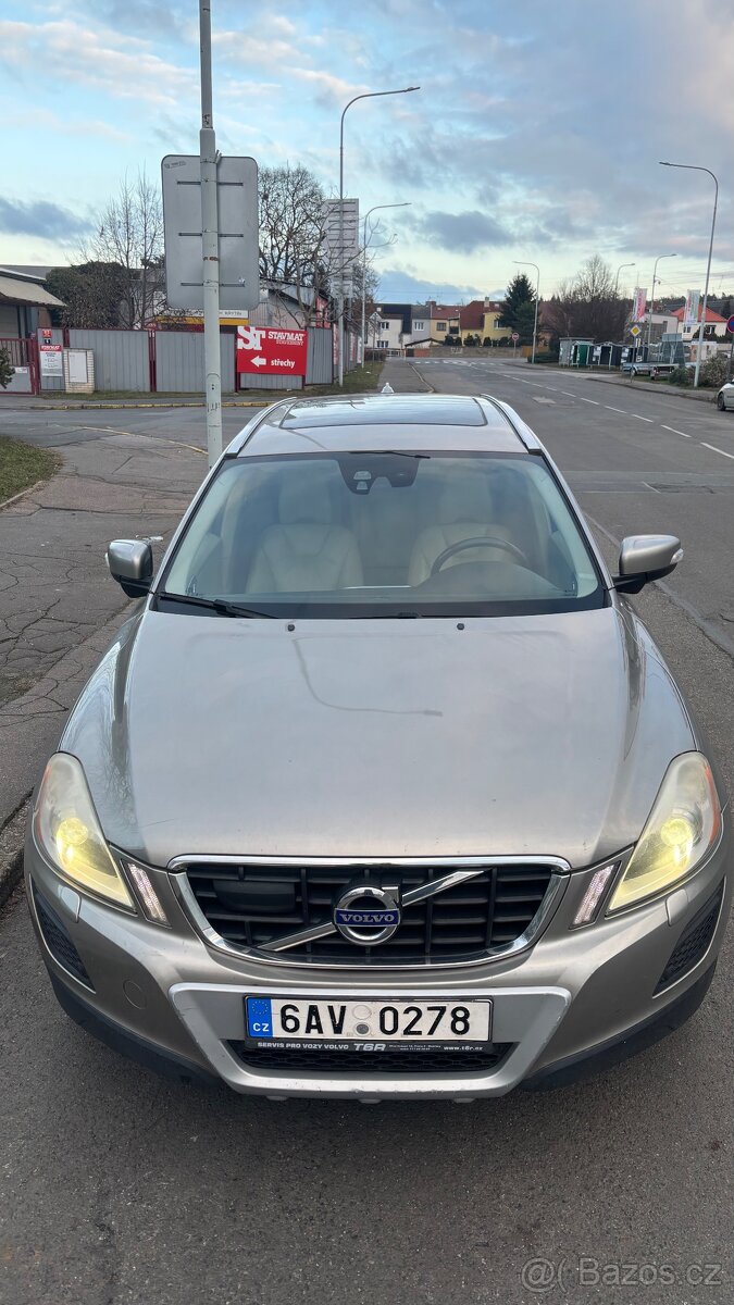 VOLVO XC60 D5 AWD - 2