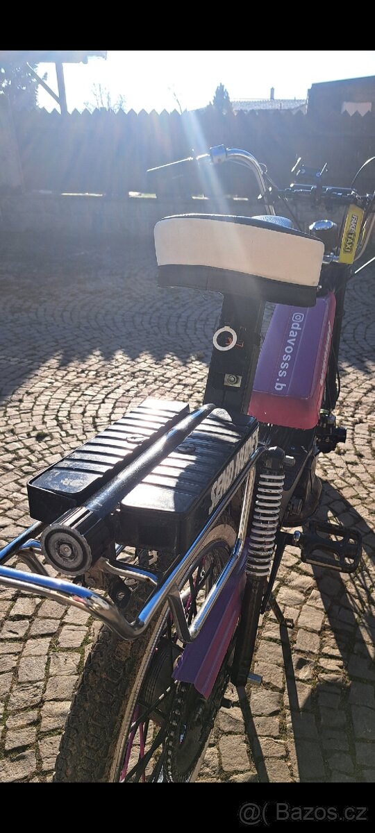 Babetta Custom zadní LED světlo - 2