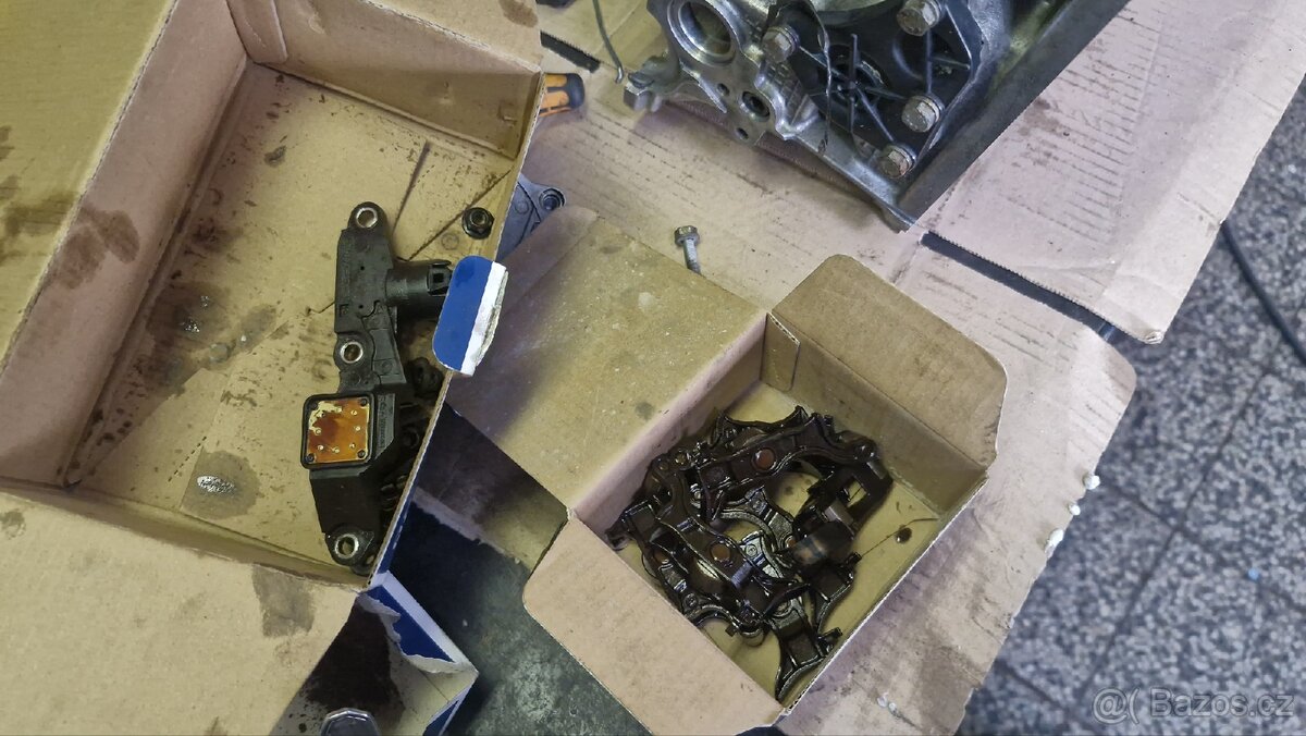 Díly BMW E90 320i 2005 N46 - 2