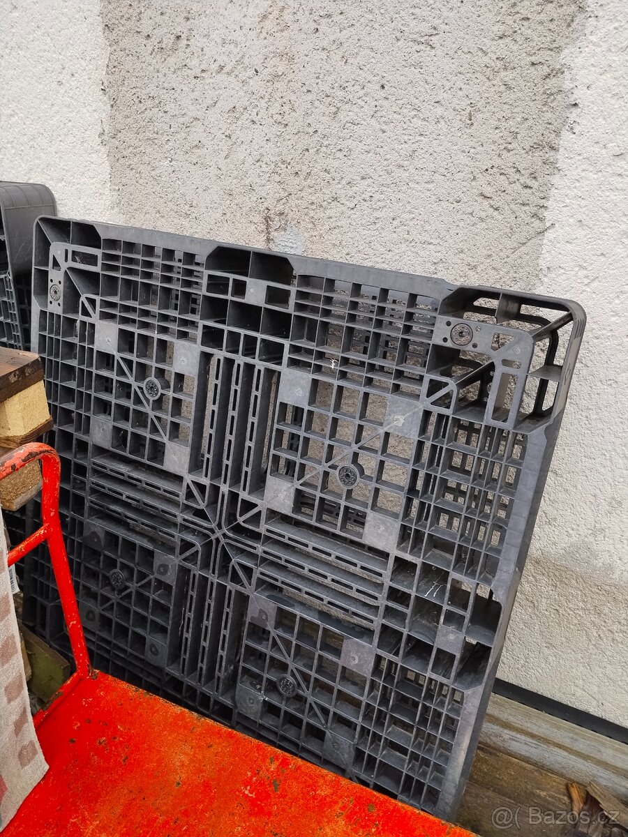 Plastové palety - 2