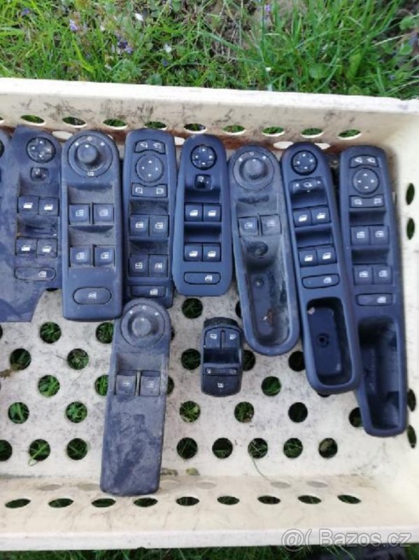 Přepínače vypínače dveří peugeot renault citroen - 2