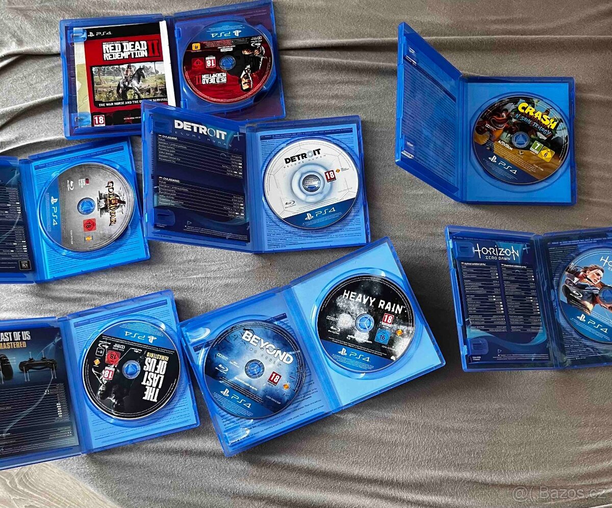 PS4 a hry na obrázku v ceně - 2