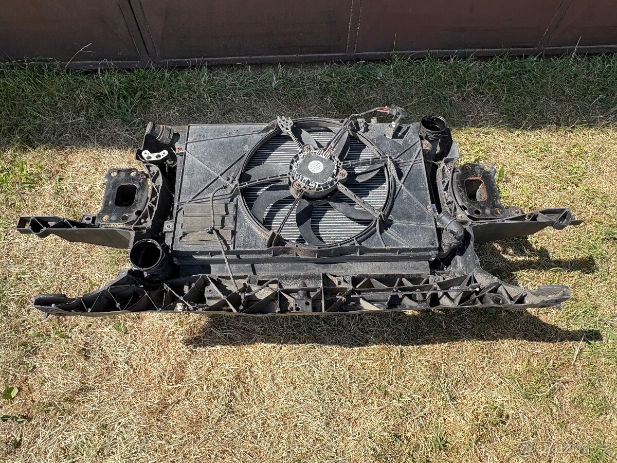 Chladičová stěna seat altea xl - 2