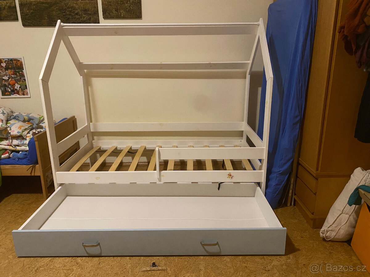 Dětská postel - domeček - 2