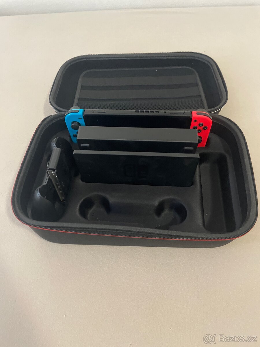 obal na Nintendo switch - 2