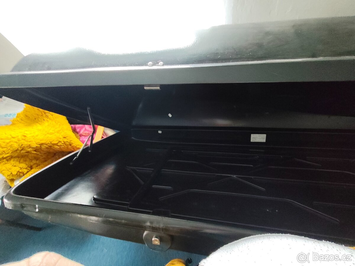 Střešní box na auto - 2