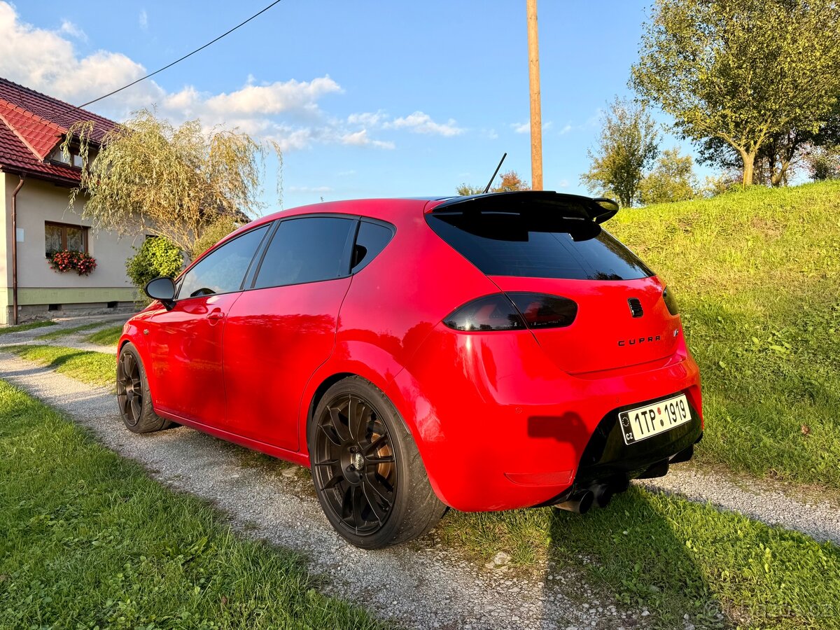 Seat Leon Cupra R - 2