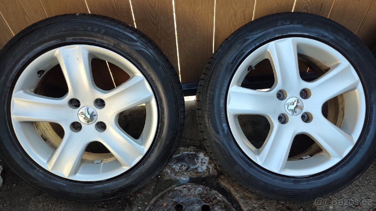 Peugeot 4x108 205/55 R16 - 2