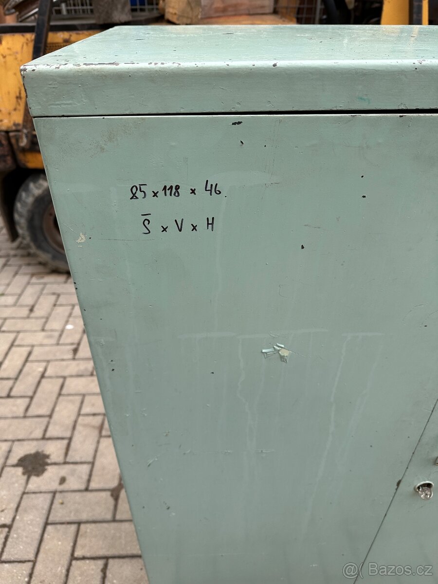 Skříň - 2