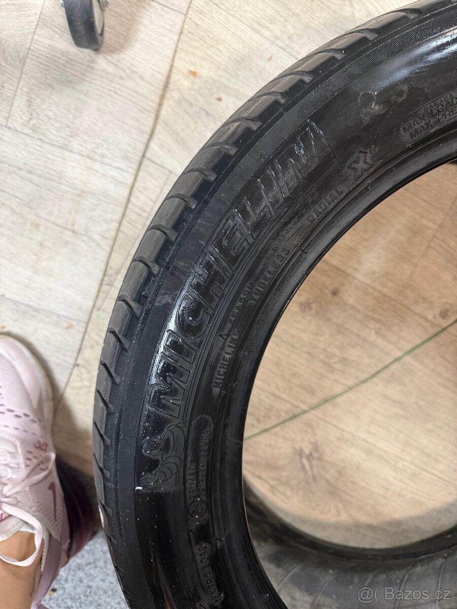 Michelin245/45 R18100Y. - 2