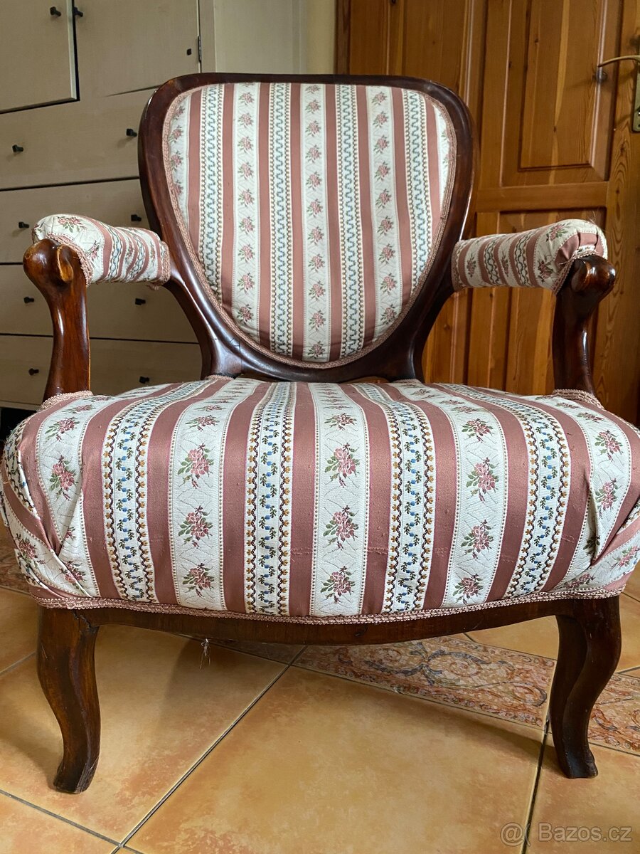 Biedermeier křeslo - 2