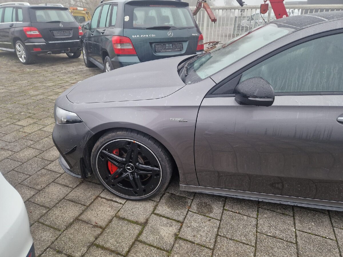 Mercedes A35 AMG 4MATIC UVEDENÁ CENA BEZ DPH - 2