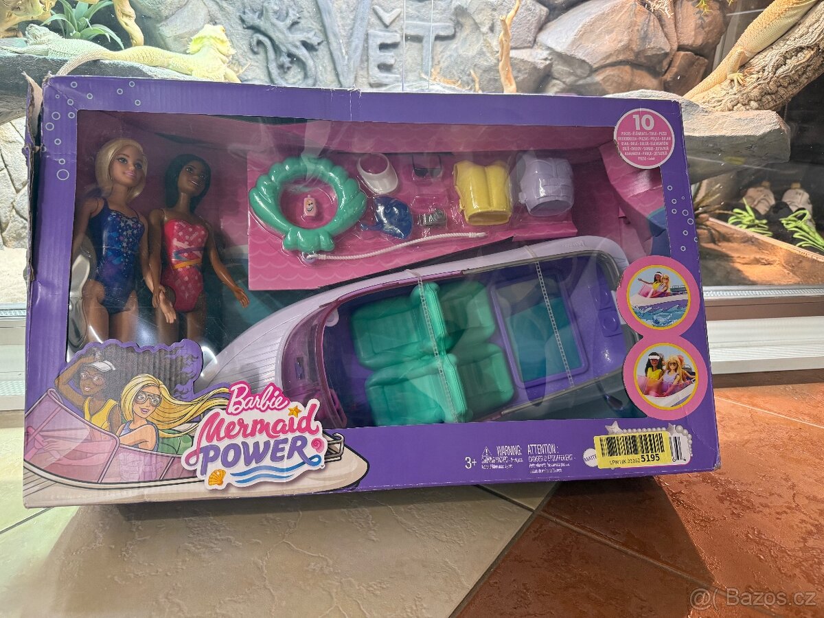 Dvě panenky Barbie s motorovým člunem - 2