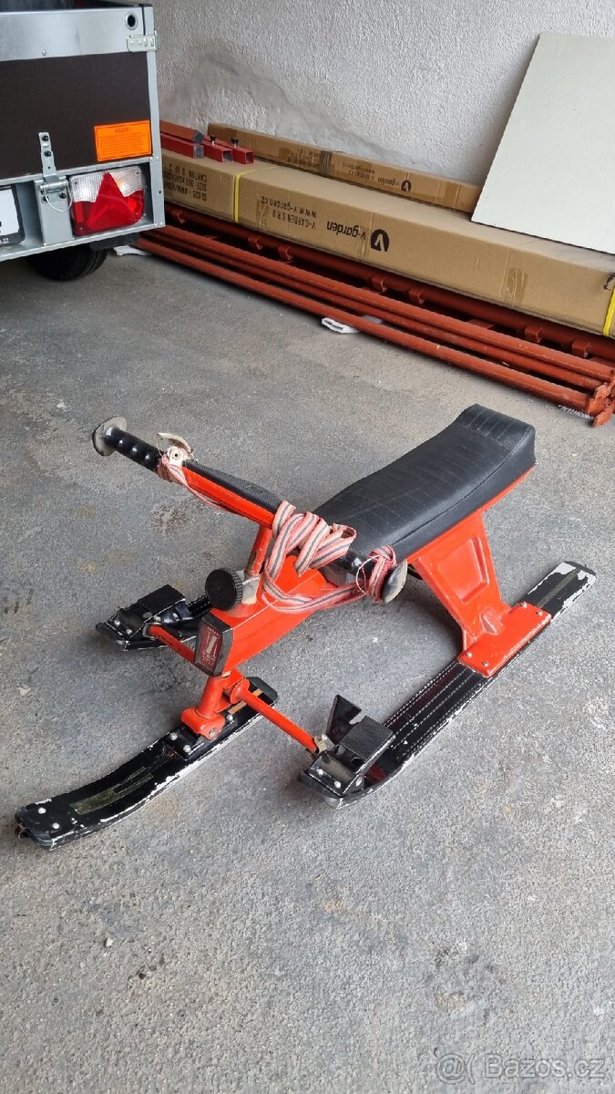 Kovové retro ruské saně - 2