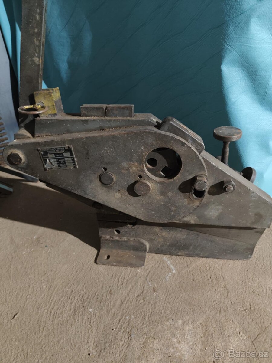 Pákové nůžky - 2