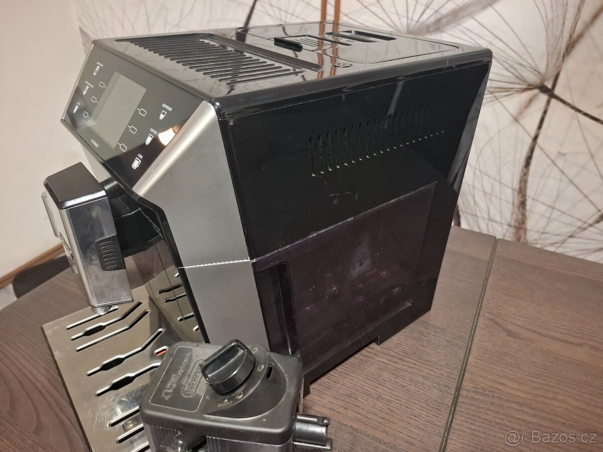 Kavovar DeLonghi Primadonna Class - 2
