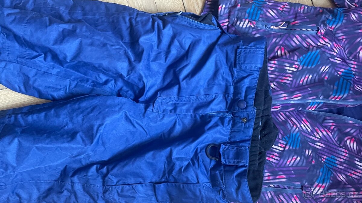 Dívčí lyžařský komplet - 134-140 - 2