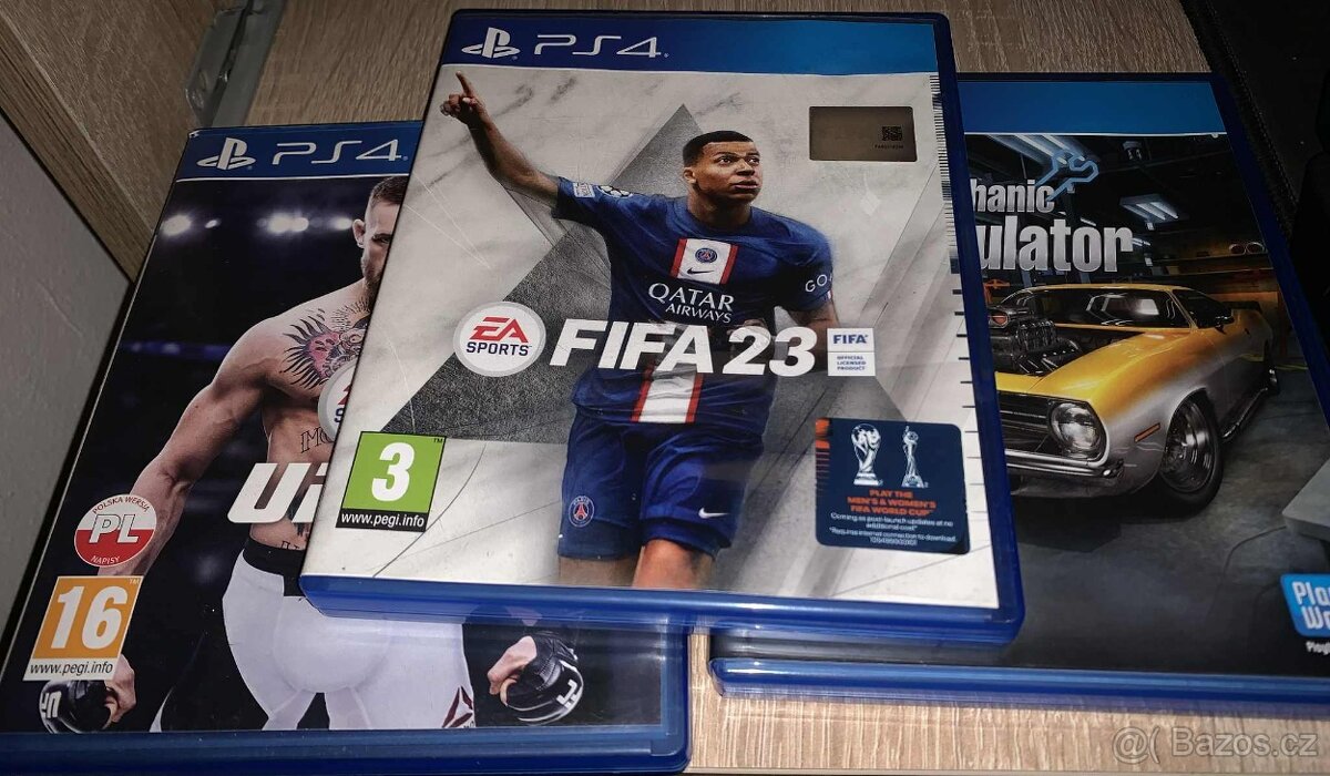 PS4 500GB, druhý ovladač, 4 hry - 2