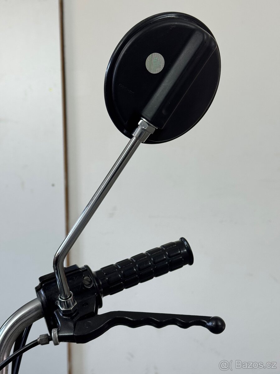 Zrcátko kulaté M10 - 2