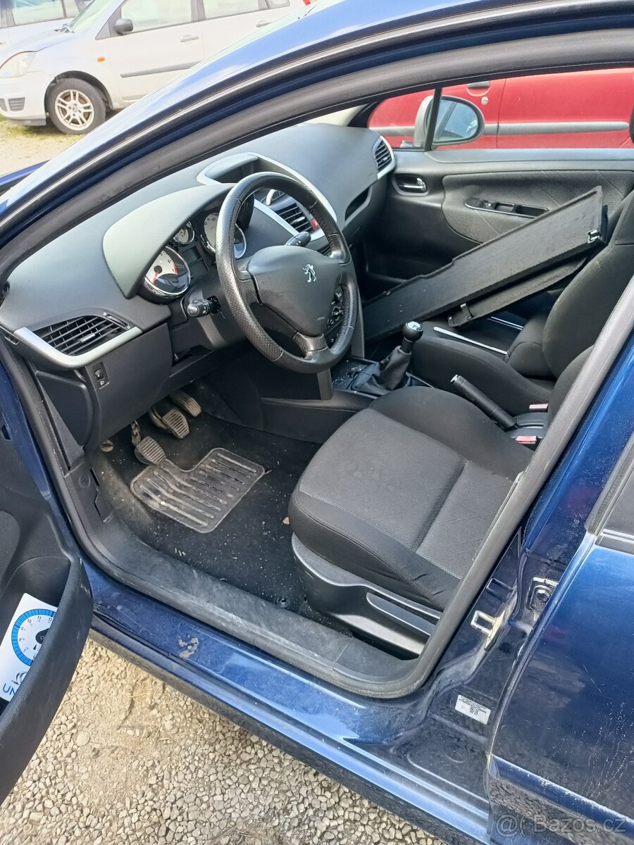 Peugeot 207sw,1,6 16V,1,6hdi,1,4i - 2