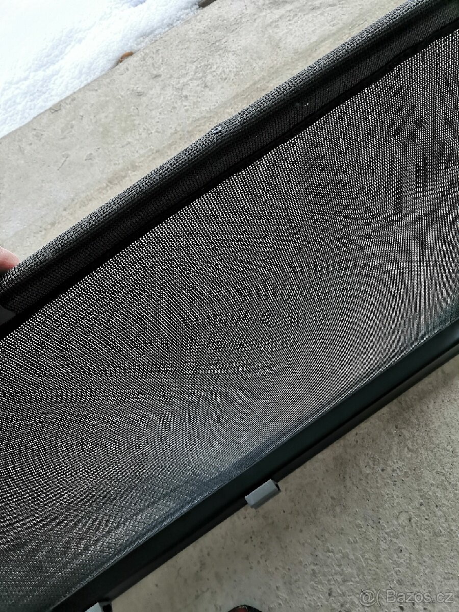 Audi A4 combi B8 (8K) - zadni síťová přepážka - 2