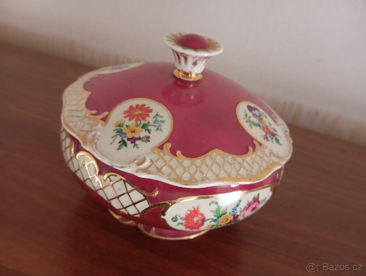 Porcelanová dóza s víkem - 2