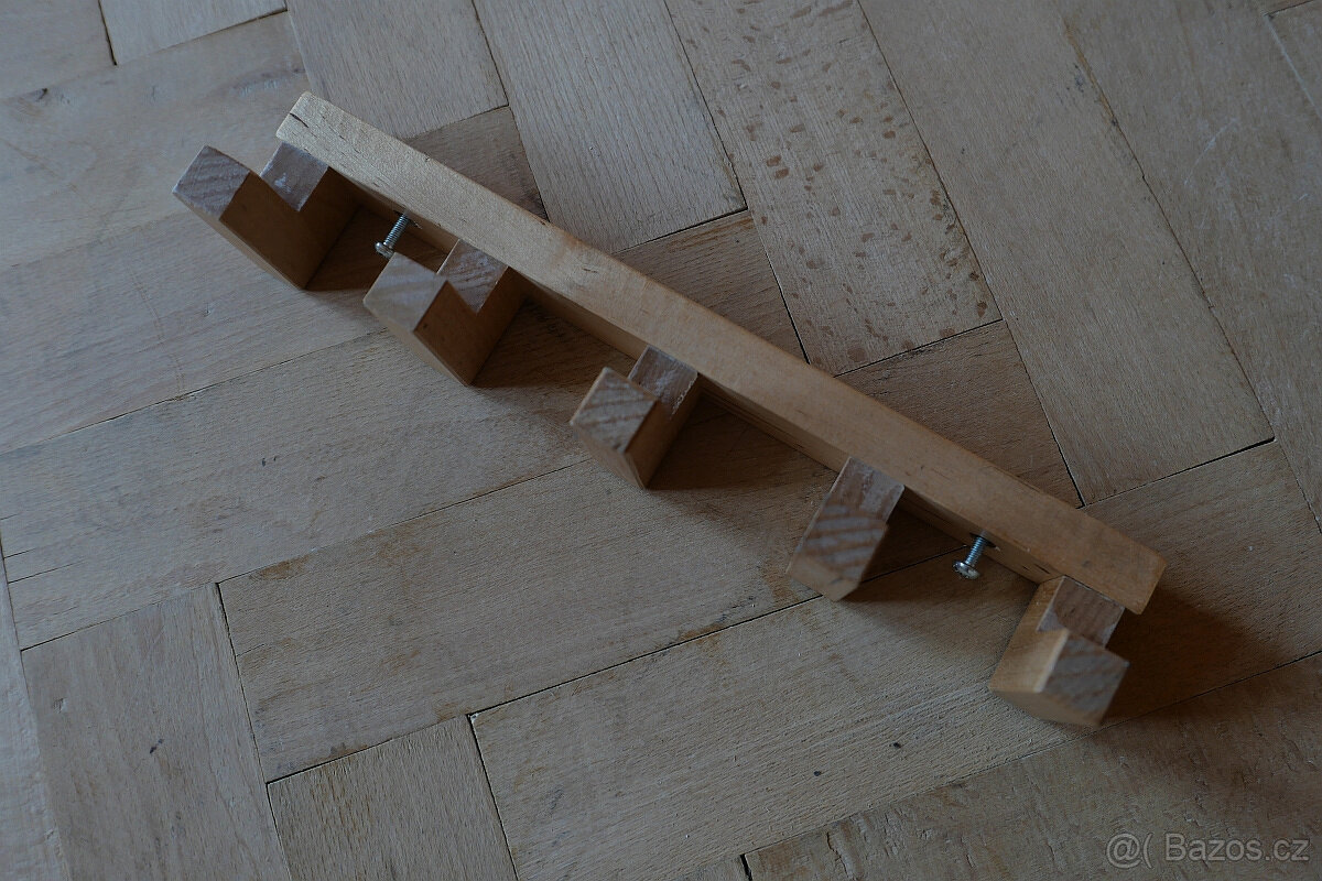 IKEA věšák dřevěný - 2