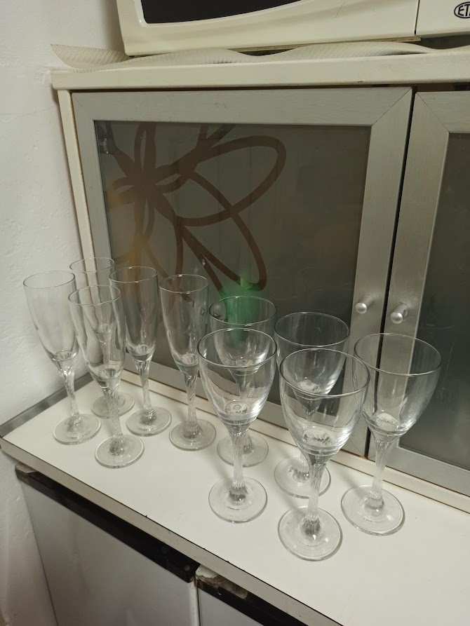 Skleněné nádobí - 2