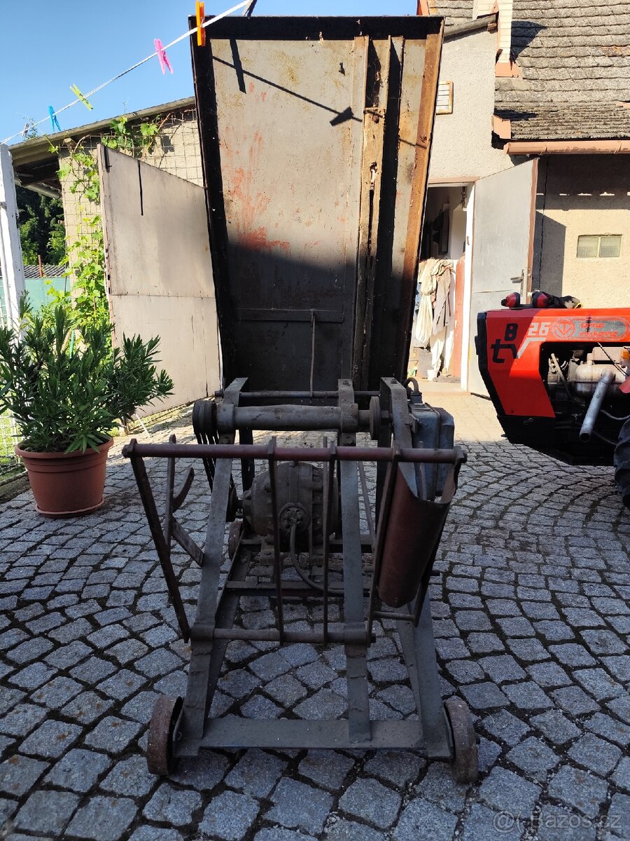 Okružní elektrická pila/cilkulárka - 2