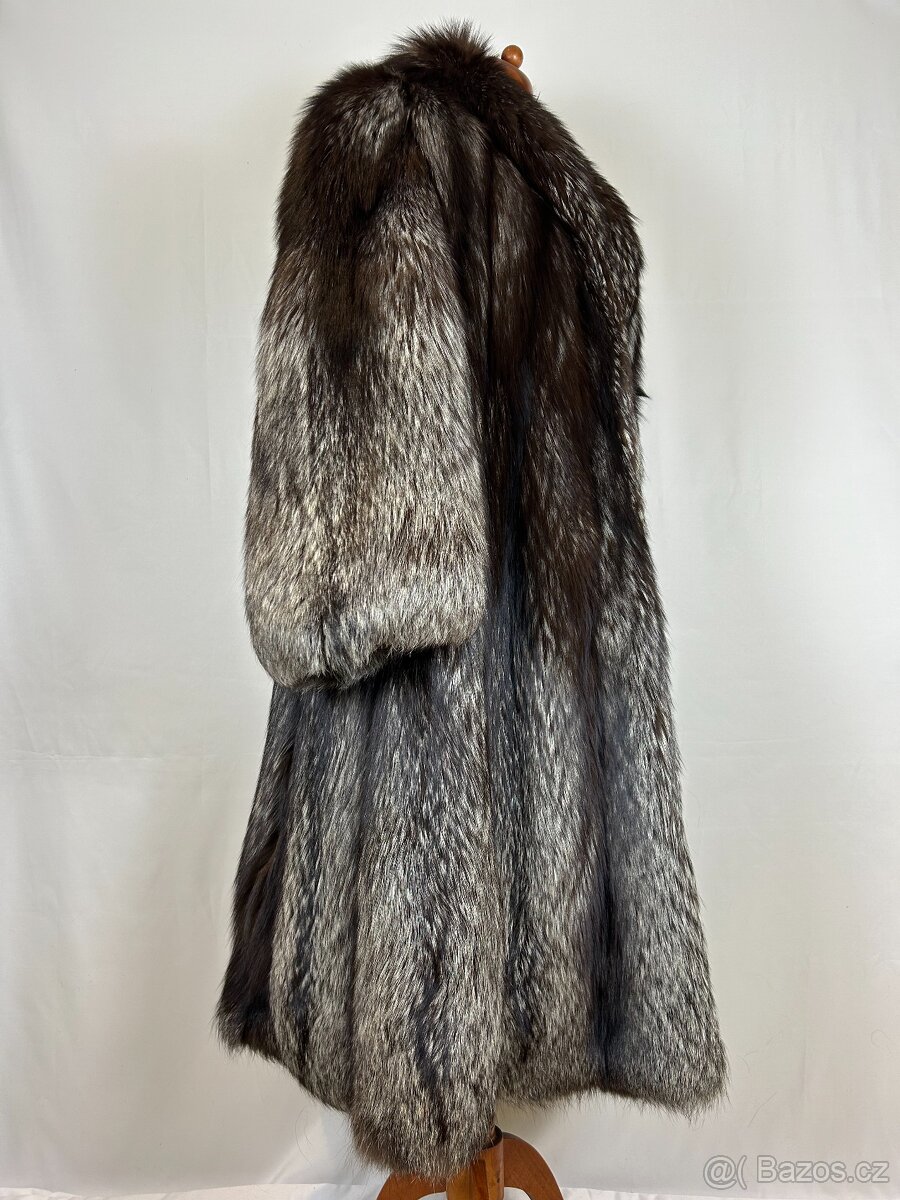 Kožich ze stříbrné lišky - 2