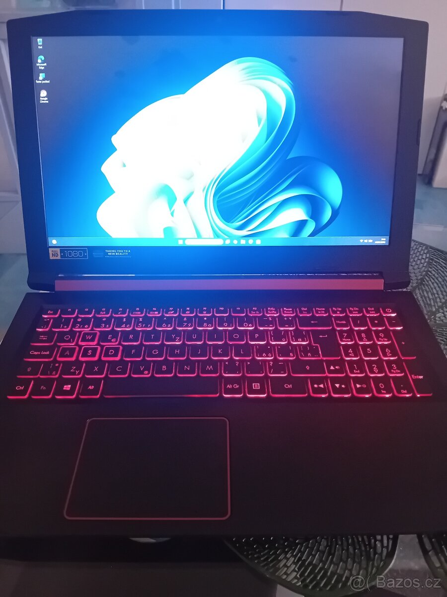 Herní notebook se zarukou - 2