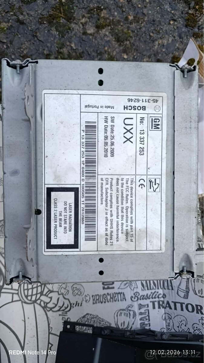Opel Astra J- originální rádio - 2