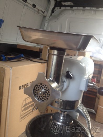 Univerzální Robot - 2