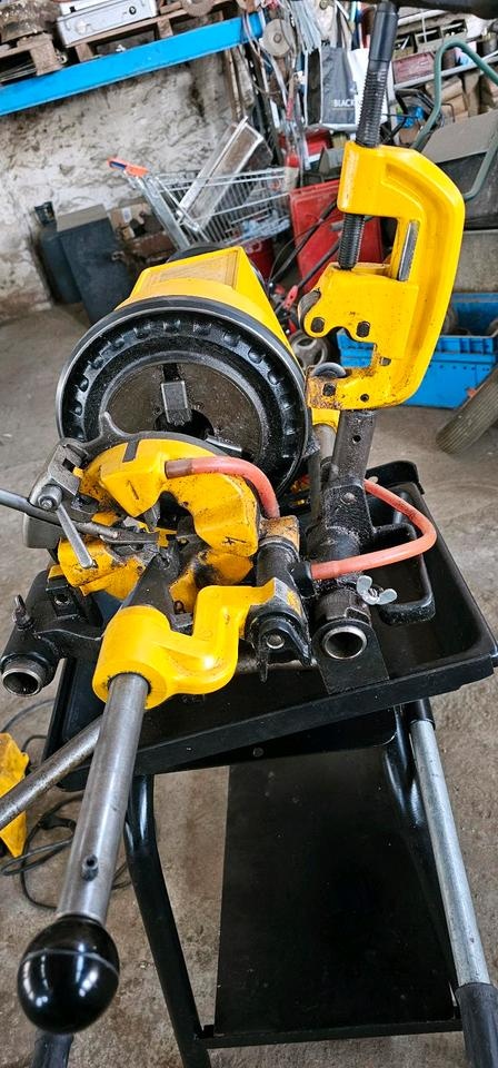 Ridgid 300 elektrický zavitorez do 2" - 2