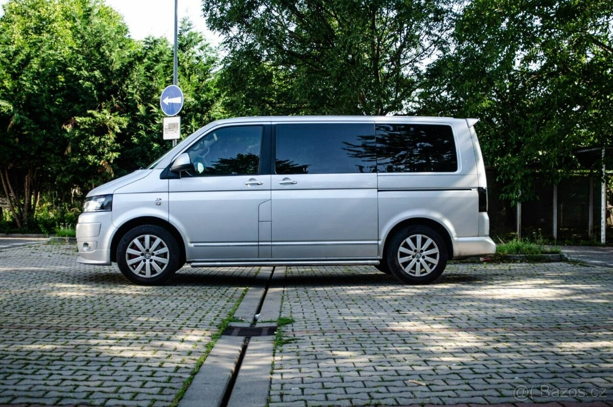 Volkswagen T5 Multivan 2.0 TDi DSG - 2