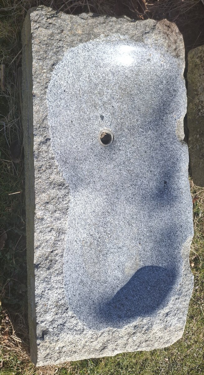 Kamenné umyvadlo - 2