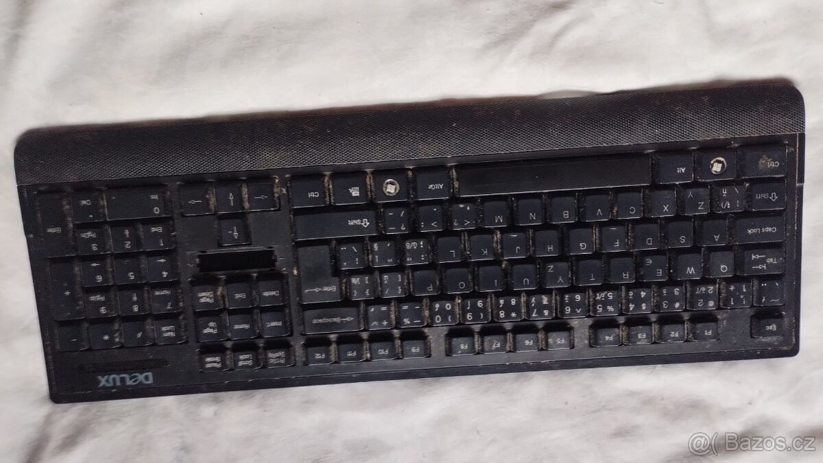 PC a příslušenství - prodám- povánoční uklid - levně - 2