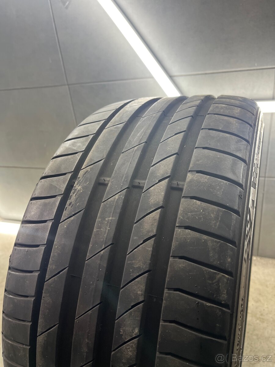 Letní pneu 245/30/19 - 2