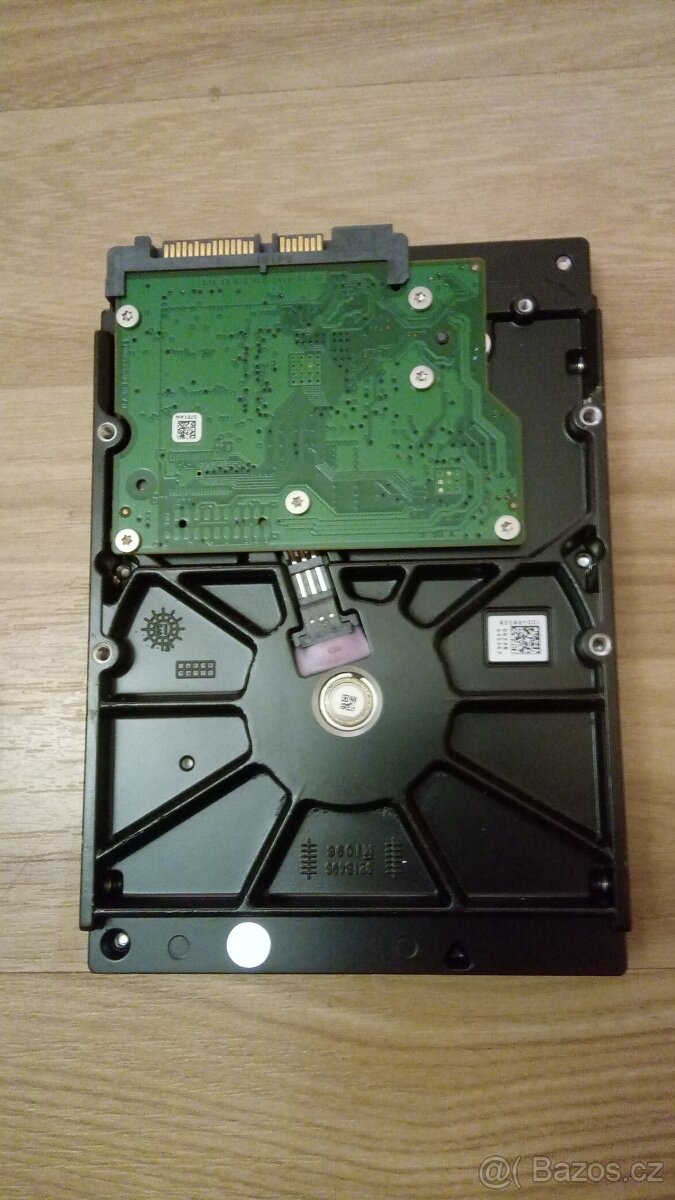 Seagate - 2